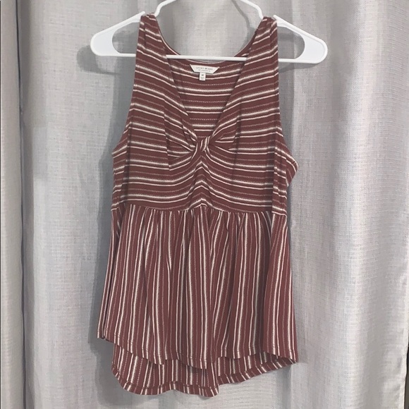 LUCKY BRAND NEVER WORN TOP - Picture 1 of 2